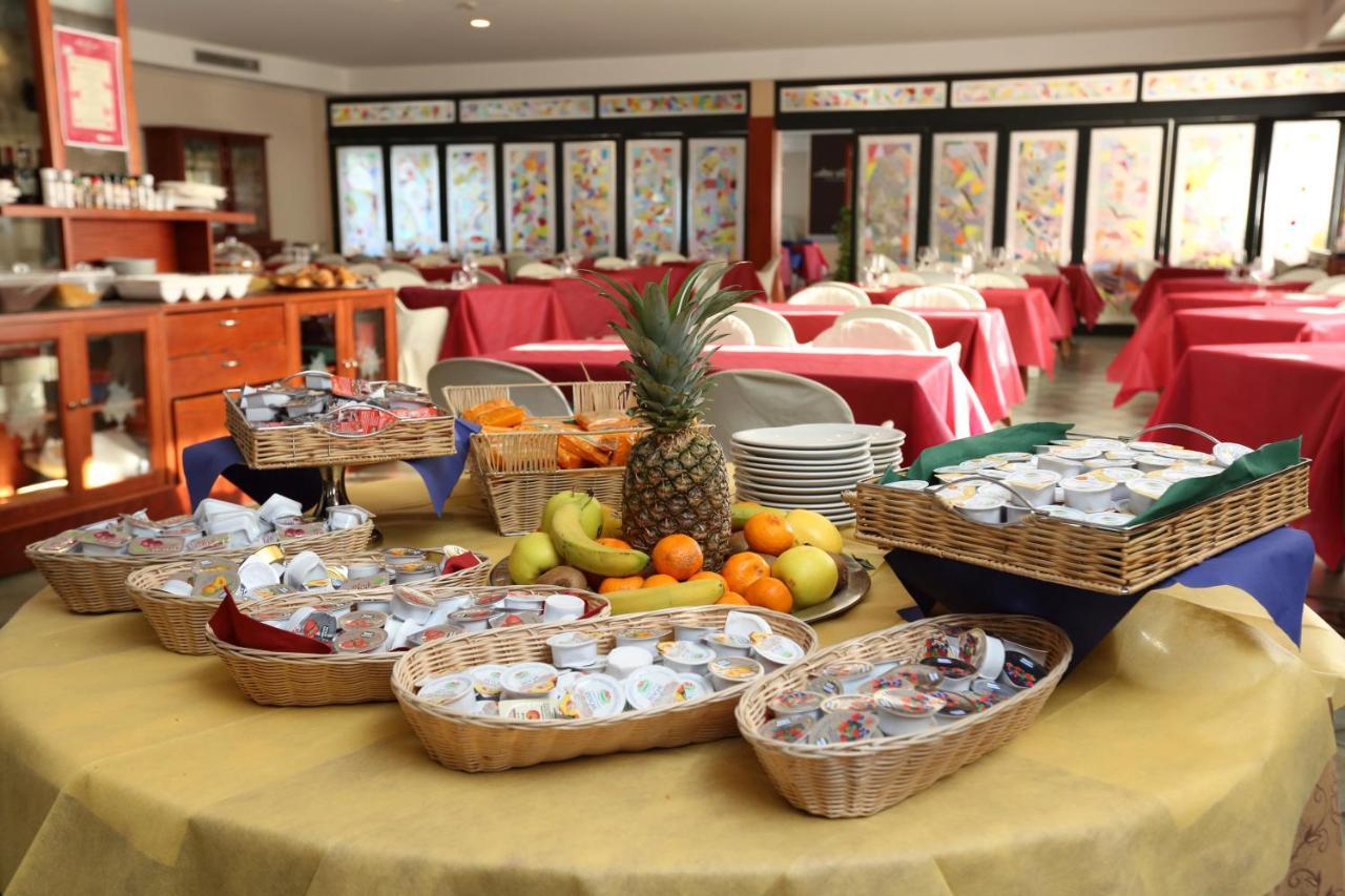 Hotel Palacavicchi Ciampino Exterior photo