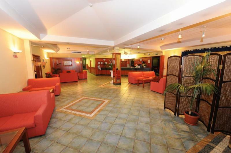 Hotel Palacavicchi Ciampino Exterior photo